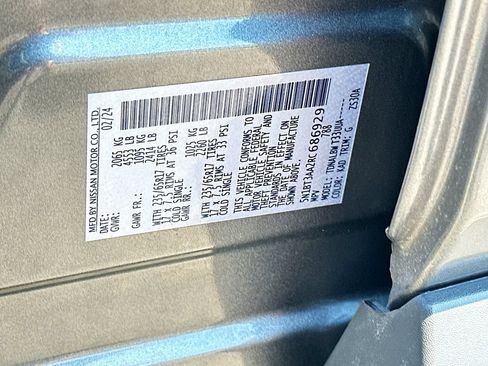 Used 2024 Nissan Rogue S FWD image 27
