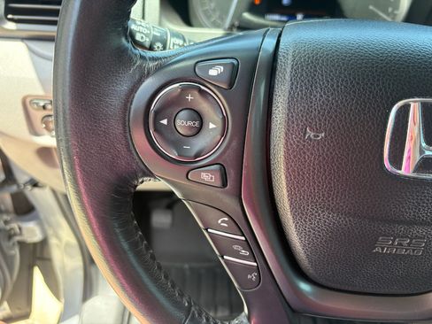 Certified 2018 Honda Pilot EX-L image 13