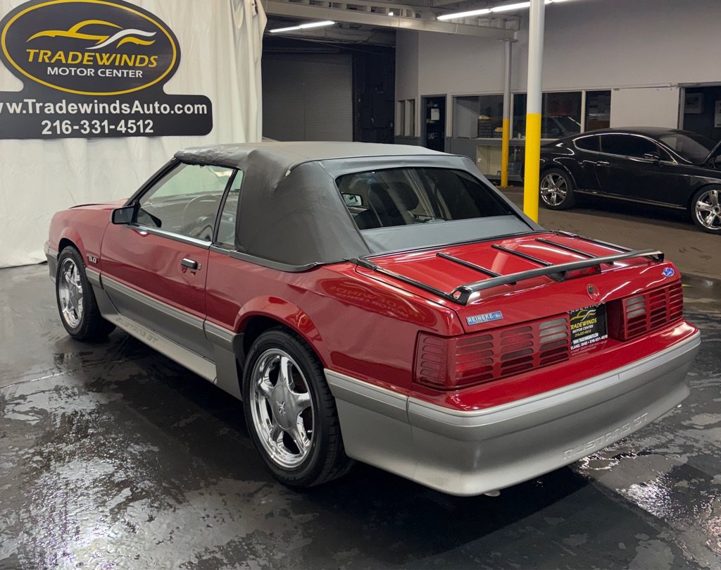 Used 1987 Ford Mustang GT RWD image 4