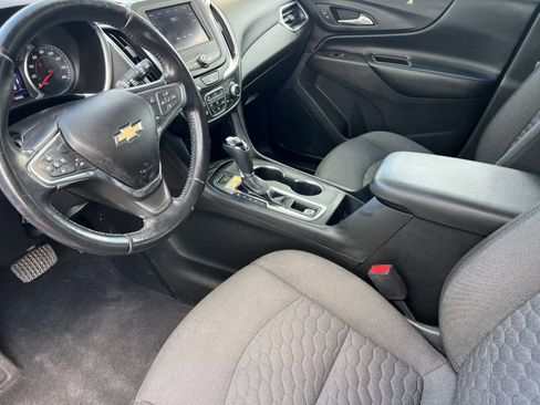 Used 2020 Chevrolet Equinox LT image 12
