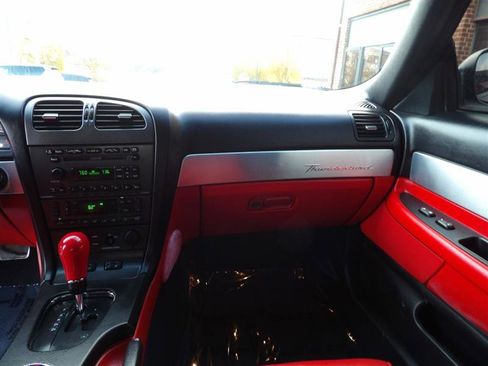 Used 2004 Ford Thunderbird image 14
