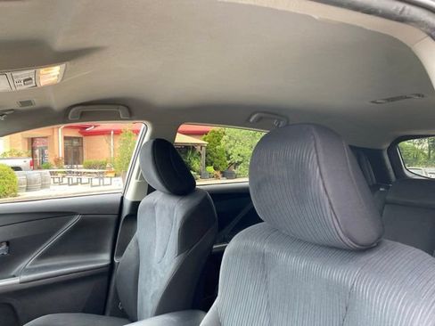 Used 2013 Toyota Venza LE FWD image 11