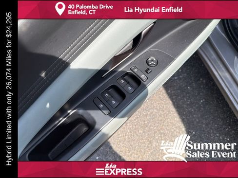 Used 2024 Hyundai Elantra Limited FWD image 12