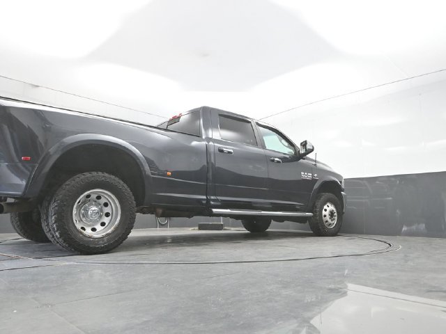 Used 2016 RAM 3500 Laramie AWD/4WD image 40