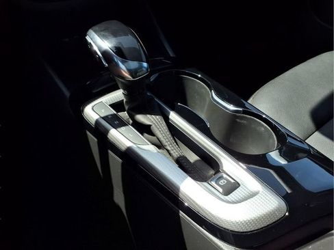 Used 2025 Buick Envista Avenir FWD image 10