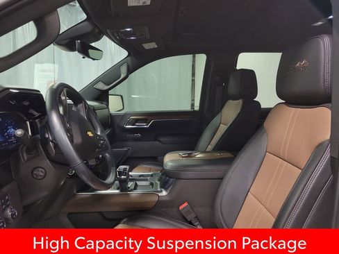Used 2023 Chevrolet Silverado 1500 High Country w/ High Country Premium Package image 12