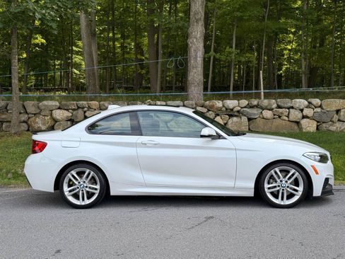 Used 2016 BMW 228i Coupe RWD image 2