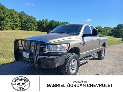 Used 2008 Dodge Ram 2500 Truck SLT w/ Popular Equipment Group AWD/4WD image 1