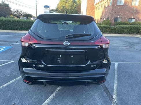 Used 2024 Nissan Kicks SR FWD image 6