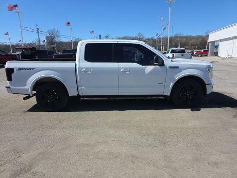 Used 2017 Ford F150 XLT w/ Equipment Group 302A Luxury image 4