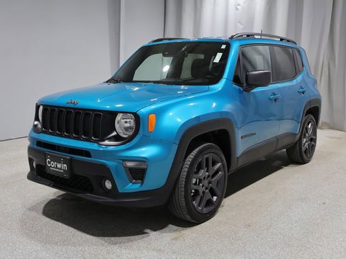 Used 2021 Jeep Renegade Latitude AWD/4WD image 7