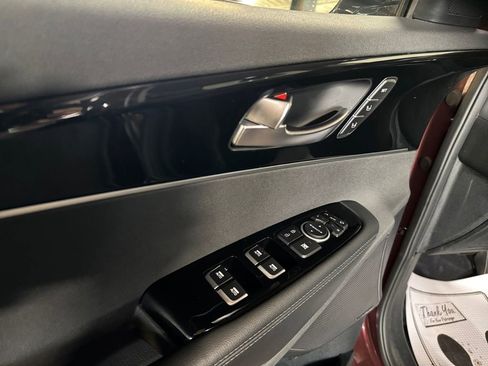 Used 2019 Kia Sorento SX w/ SX Touring Package AWD/4WD image 14