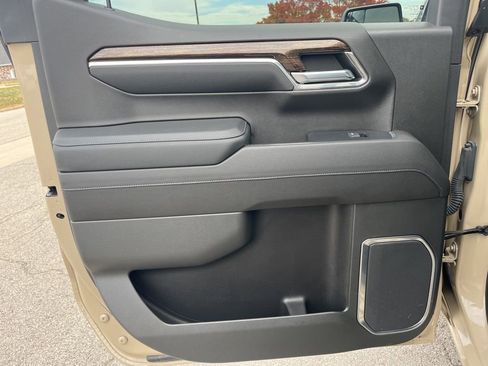 Used 2022 GMC Sierra 1500 Elevation image 27