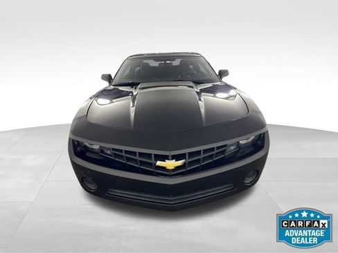 Used 2011 Chevrolet Camaro LS RWD image 2