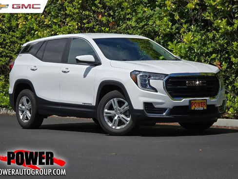 Used 2022 GMC Terrain SLE AWD/4WD image 1