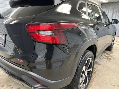 Certified 2024 Chevrolet Trax RS image 22