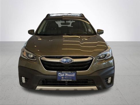 Used 2022 Subaru Outback Limited image 3