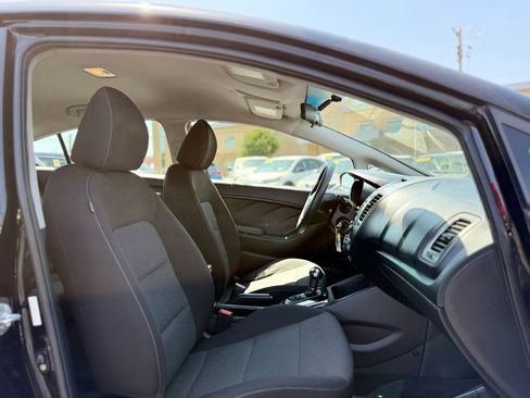 Used 2018 Kia Forte LX w/ LX Rear Camera Package FWD image 23