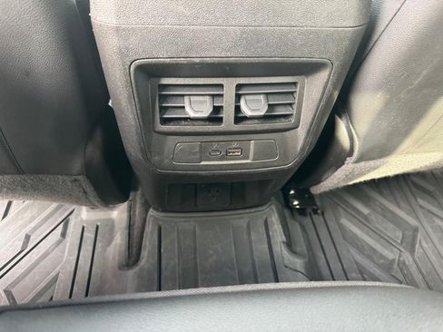 Used 2026 GMC Canyon AT4X AWD/4WD image 8