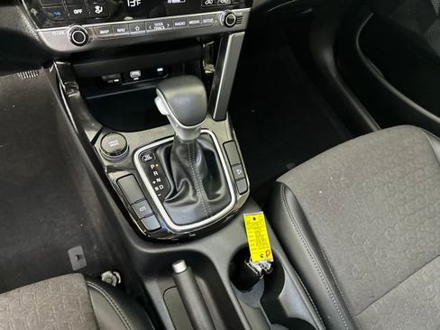 Used 2025 Kia Seltos S image 20