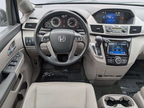 Used 2016 Honda Odyssey EX-L image 16