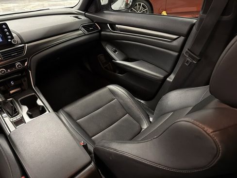 Used 2019 Honda Accord Sport image 35
