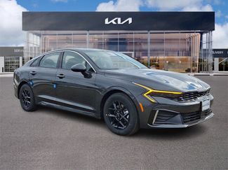 New 2026 Kia K5 LXS video 1