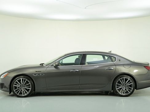 Used 2022 Maserati Quattroporte Modena Q4 image 54