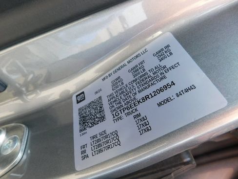 Used 2024 GMC Canyon AT4X AWD/4WD image 9