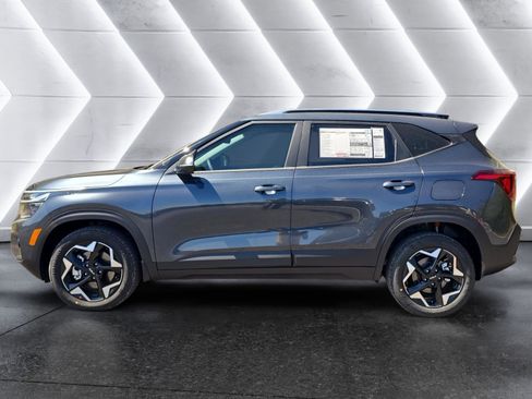 New 2026 Kia Seltos S AWD/4WD image 3