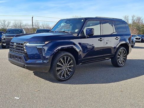 Used 2024 Lexus GX 550 AWD/4WD image 6
