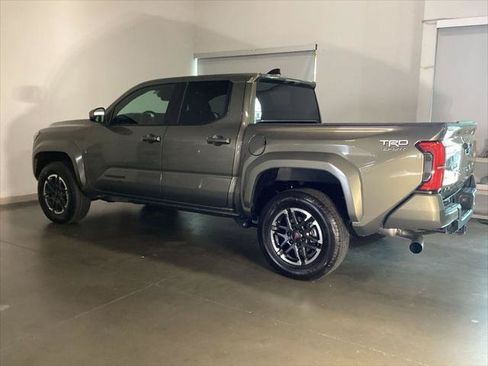 Certified 2026 Toyota Tacoma TRD Sport AWD/4WD image 8