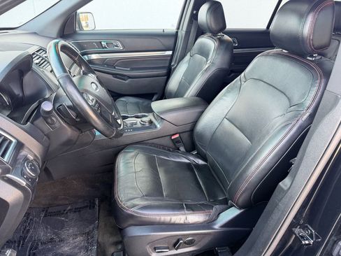 Used 2016 Ford Explorer Sport image 11