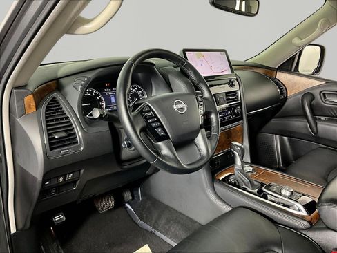 Certified 2024 Nissan Armada SL w/ Captain's Chairs Package AWD/4WD image 17