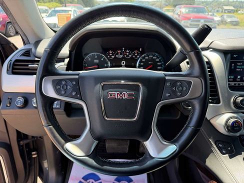 Used 2017 GMC Yukon SLT w/ HD Trailering Package AWD/4WD image 15