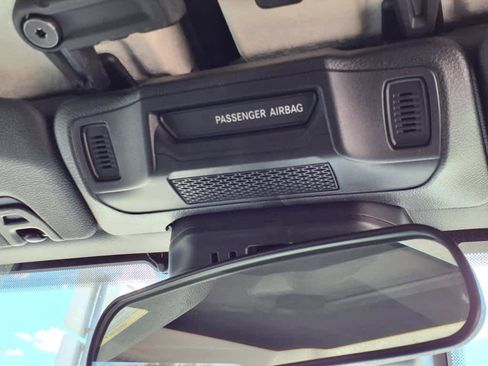 Used 2024 Jeep Gladiator Sport image 14