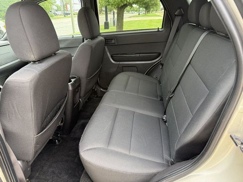 Used 2011 Ford Escape XLT w/ 202A Rapid Spec Order Code AWD/4WD image 10