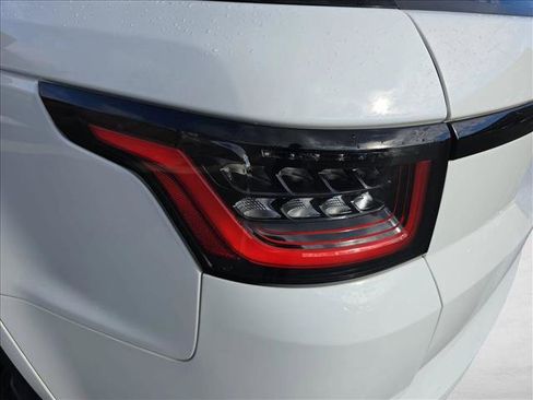 Certified 2022 Land Rover Range Rover Sport SVR image 28