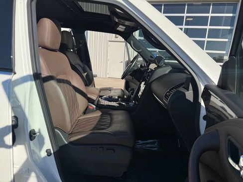 Used 2024 Nissan Armada Platinum w/ Captain's Chairs Package image 22