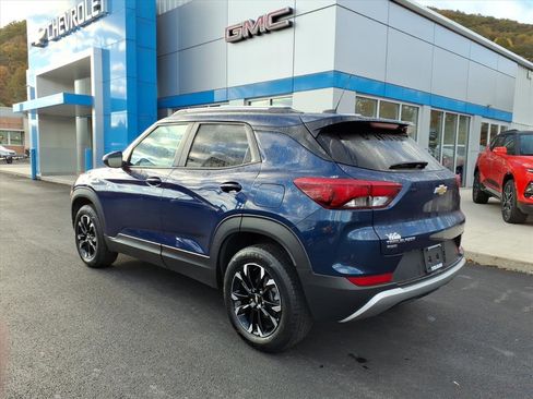 Used 2023 Chevrolet TrailBlazer LT w/ Convenience Package image 4