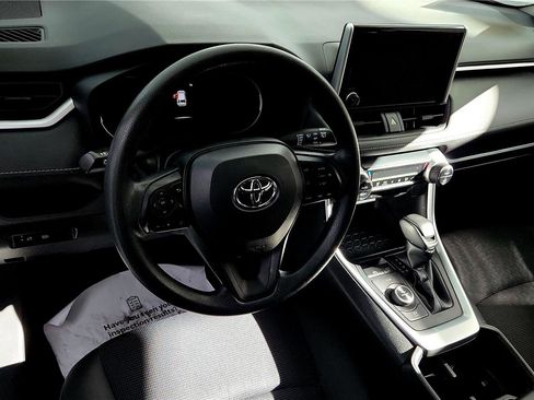Used 2023 Toyota RAV4 LE image 23