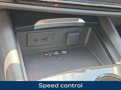 Used 2025 Buick Envision Preferred AWD/4WD image 16