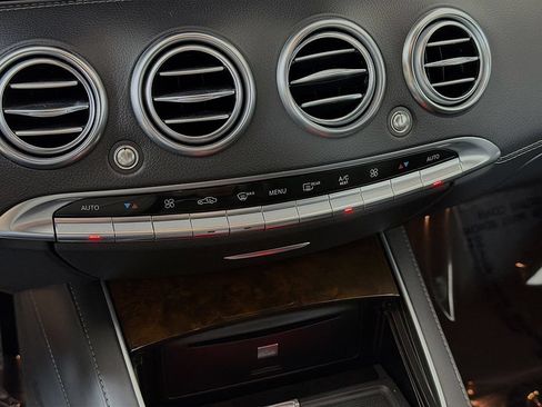 Used 2015 Mercedes-Benz S 550 4MATIC Coupe w/ Premium 1 Package image 43