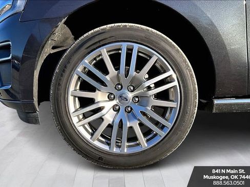 Used 2024 Ford Expedition Limited image 31