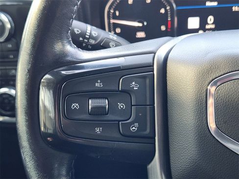 Used 2022 GMC Sierra 3500 Denali w/ Denali Black Diamond Edition image 26