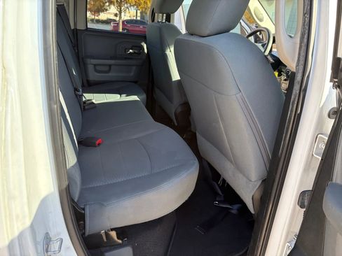 Used 2017 RAM 1500 Classic SLT image 16