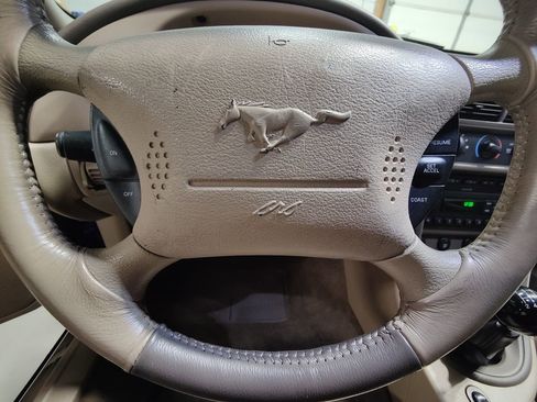 Used 2002 Ford Mustang GT Premium image 30