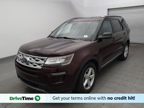 Used 2019 Ford Explorer XLT FWD image 1