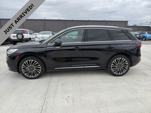 Used 2020 Lincoln Corsair Reserve w/ Equipment Group 202A image 8