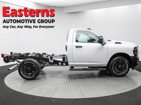 Used 2025 RAM 3500 Tradesman image 4